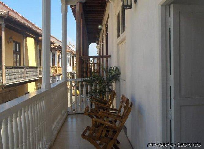 Hotel Puertas De Cartagena Bagian luar foto