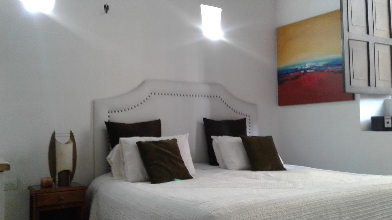 Hotel Puertas De Cartagena Bagian luar foto