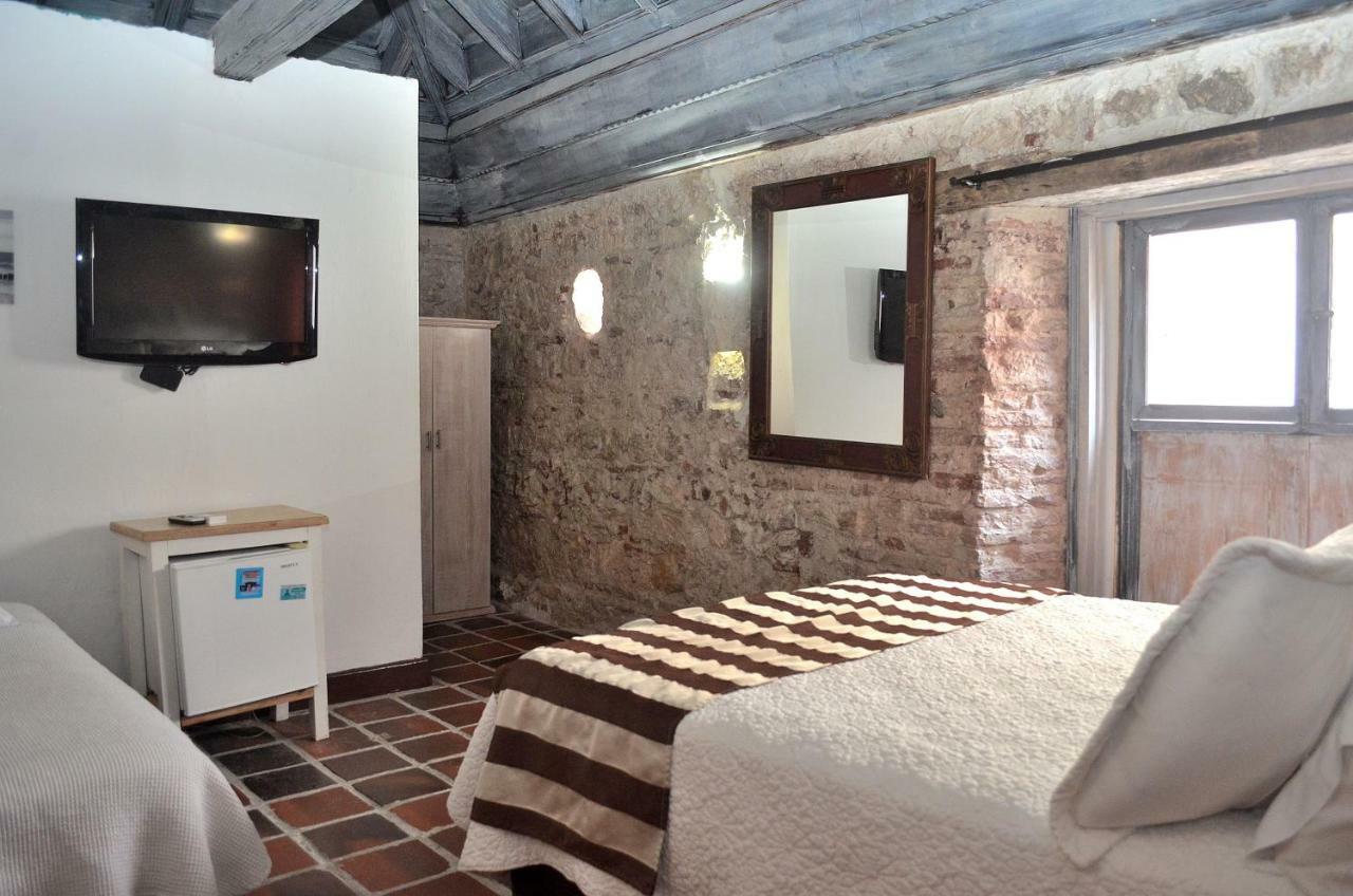 Hotel Puertas De Cartagena Bagian luar foto