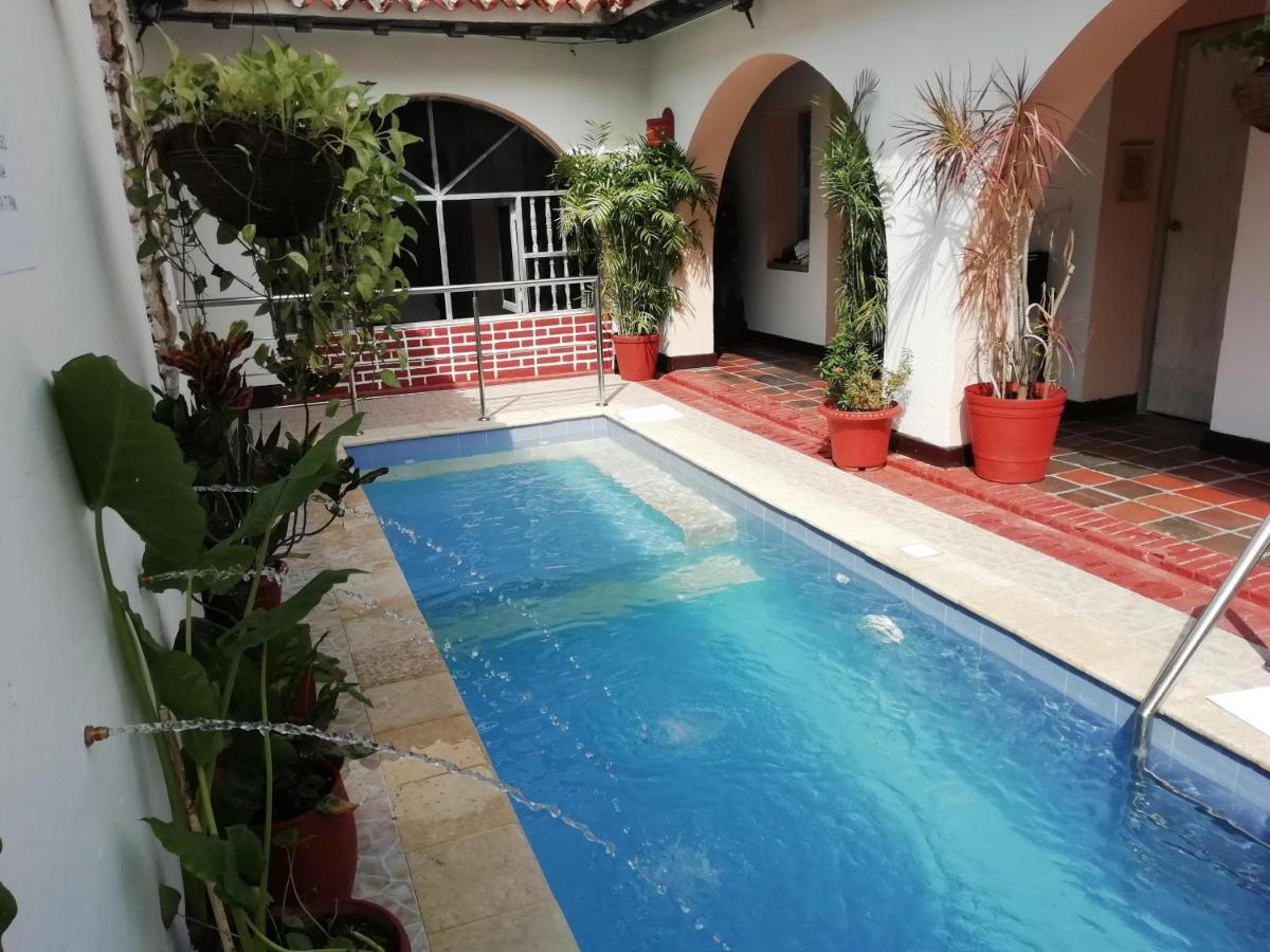 Hotel Puertas De Cartagena Bagian luar foto